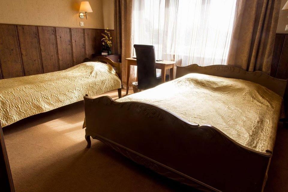 Vahe Guest House Poltsamaa Esterno foto